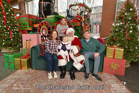 TheCharlestonSanta-12-16-23-2639