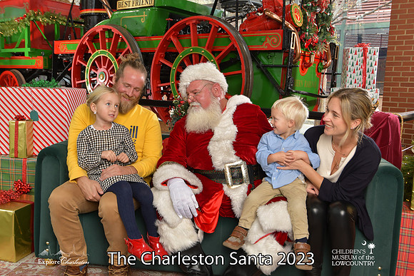 TheCharlestonSanta-12-16-23-2642