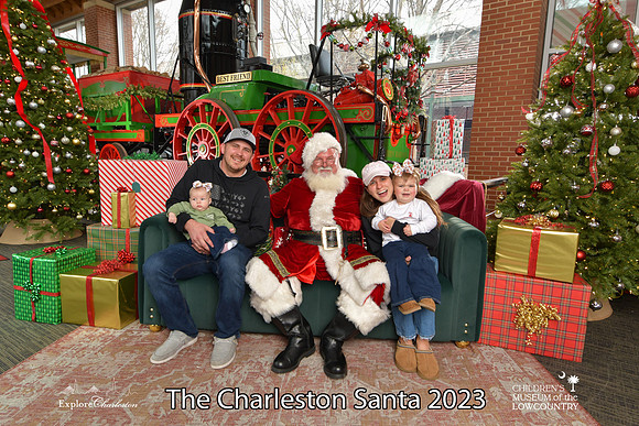 TheCharlestonSanta-12-16-23-2646
