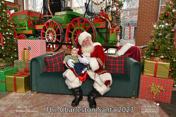 TheCharlestonSanta-12-16-23-2648