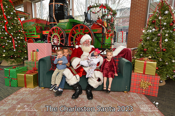 TheCharlestonSanta-12-16-23-2649