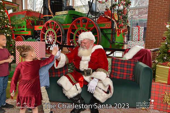 TheCharlestonSanta-12-16-23-2652