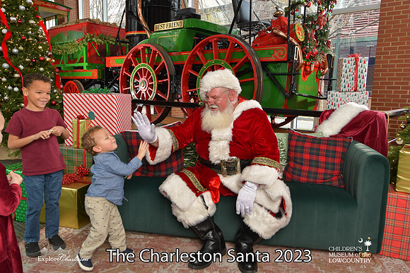TheCharlestonSanta-12-16-23-2653