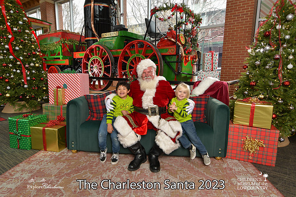TheCharlestonSanta-12-16-23-2657