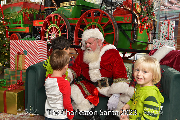 TheCharlestonSanta-12-16-23-2662