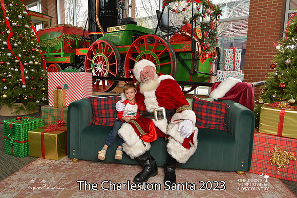 TheCharlestonSanta-12-16-23-2664