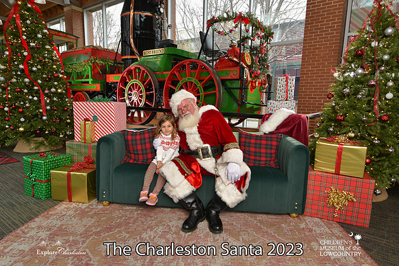 TheCharlestonSanta-12-16-23-2675