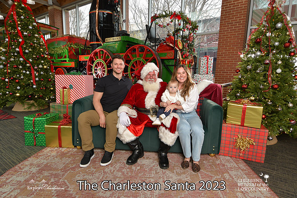 TheCharlestonSanta-12-16-23-2684