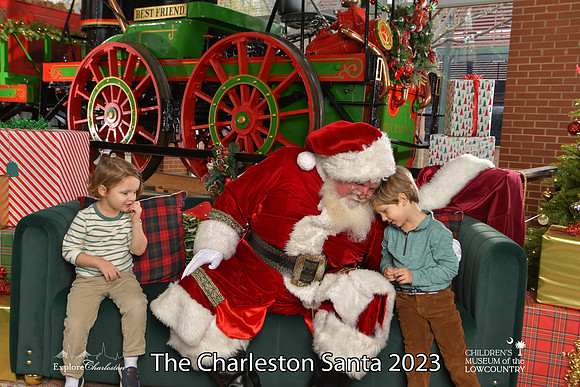 TheCharlestonSanta-12-16-23-2688