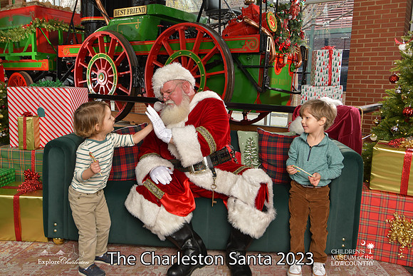TheCharlestonSanta-12-16-23-2691