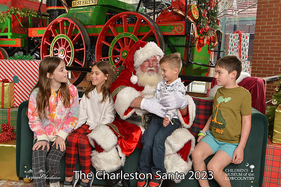 TheCharlestonSanta-12-16-23-2699