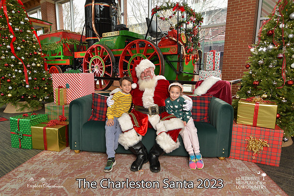 TheCharlestonSanta-12-16-23-2710
