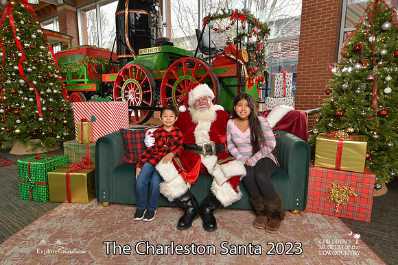 TheCharlestonSanta-12-16-23-2714