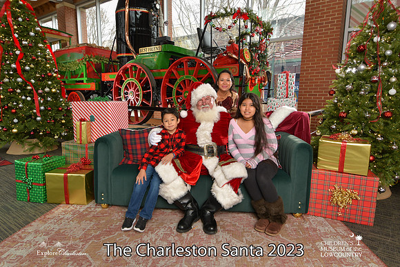 TheCharlestonSanta-12-16-23-2715