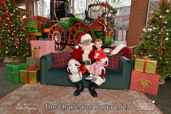 TheCharlestonSanta-12-16-23-2728
