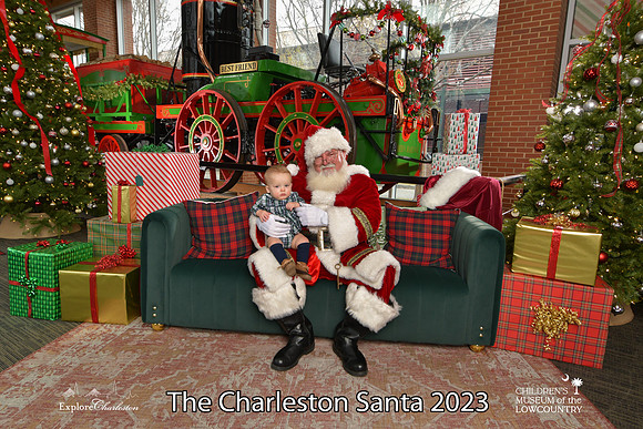 TheCharlestonSanta-12-16-23-2735
