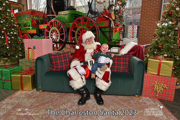 TheCharlestonSanta-12-16-23-2749