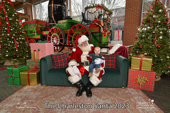 TheCharlestonSanta-12-16-23-2751