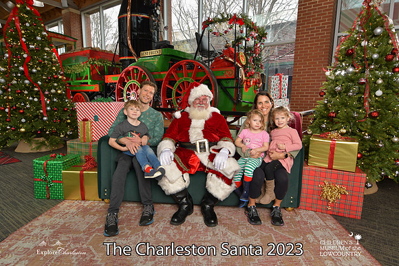 TheCharlestonSanta-12-16-23-2752