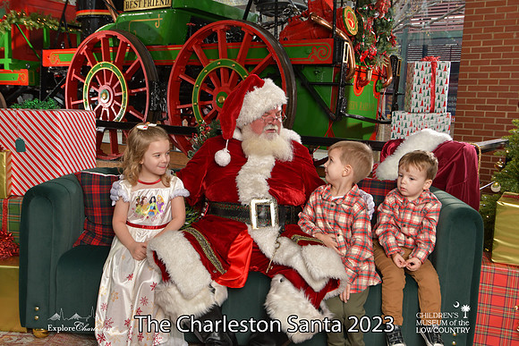 TheCharlestonSanta-12-16-23-2757