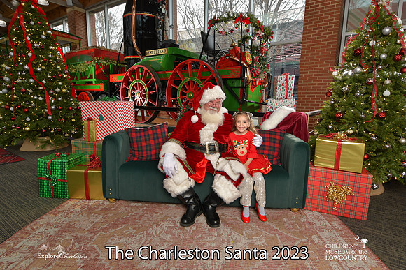 TheCharlestonSanta-12-16-23-2763