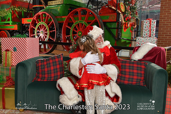 TheCharlestonSanta-12-16-23-2767