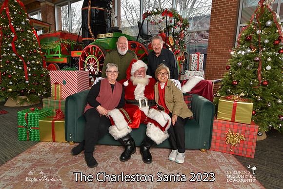 TheCharlestonSanta-12-16-23-2778
