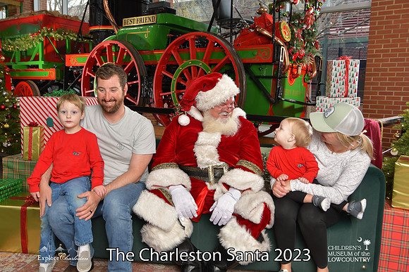TheCharlestonSanta-12-16-23-2782