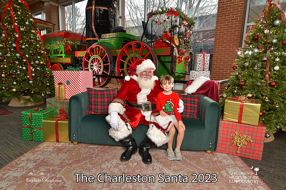 TheCharlestonSanta-12-16-23-2784