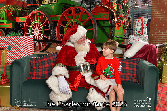 TheCharlestonSanta-12-16-23-2786