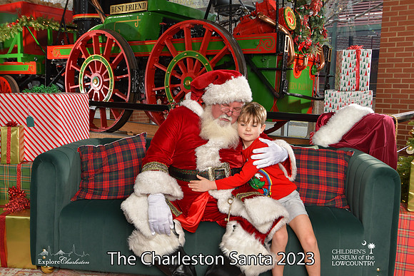 TheCharlestonSanta-12-16-23-2787