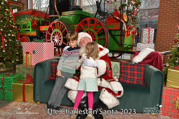 TheCharlestonSanta-12-16-23-2790