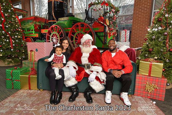 TheCharlestonSanta-12-16-23-2792