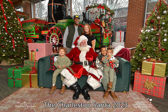 TheCharlestonSanta-12-16-23-2803