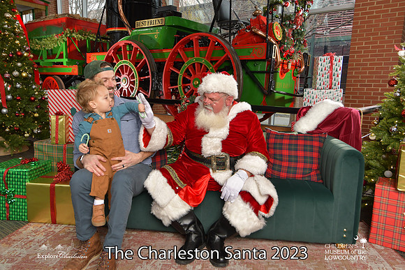 TheCharlestonSanta-12-16-23-2814