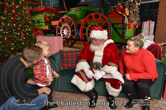 TheCharlestonSanta-12-17-23-2824