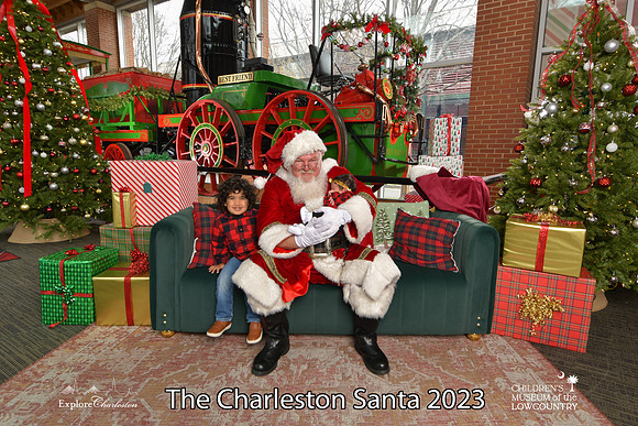 TheCharlestonSanta-12-22-23-2984