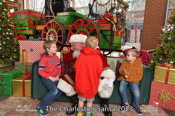 TheCharlestonSanta-12-22-23-2991