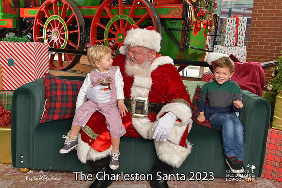 TheCharlestonSanta-12-22-23-3001