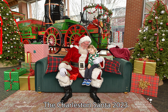 TheCharlestonSanta-12-22-23-3004
