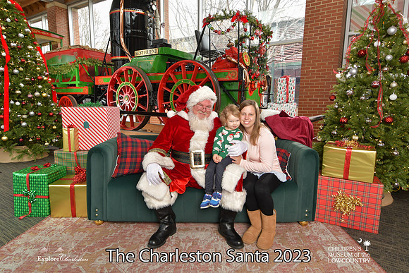 TheCharlestonSanta-12-22-23-3005