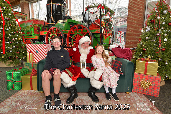 TheCharlestonSanta-12-22-23-3008