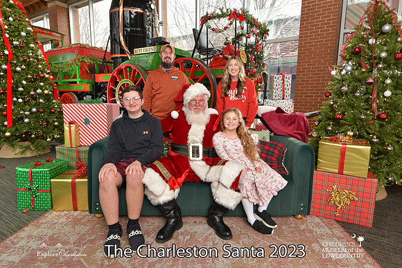TheCharlestonSanta-12-22-23-3009