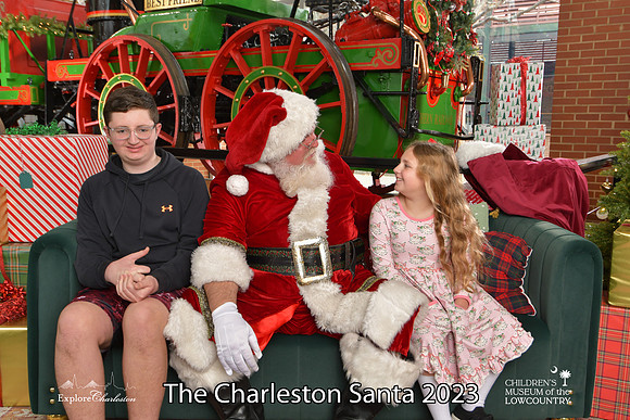 TheCharlestonSanta-12-22-23-3010