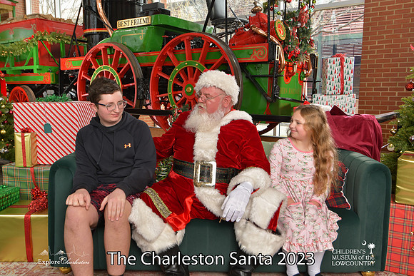 TheCharlestonSanta-12-22-23-3011