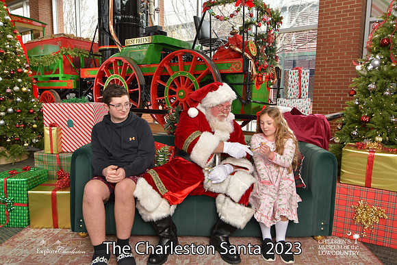 TheCharlestonSanta-12-22-23-3013