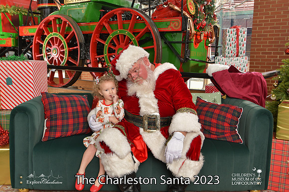 TheCharlestonSanta-12-22-23-3017