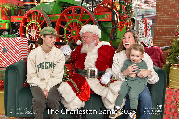 TheCharlestonSanta-12-22-23-3026