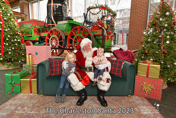 TheCharlestonSanta-12-22-23-3029