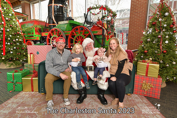 TheCharlestonSanta-12-22-23-3030